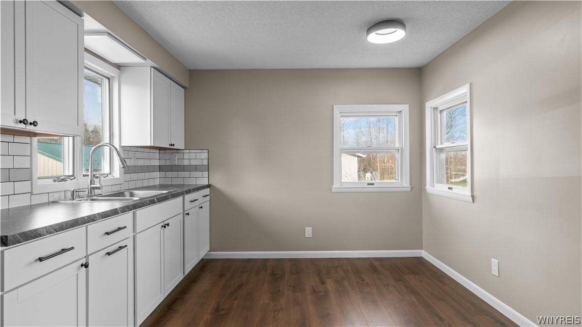 6700 Clinton Street Elma, NY 14059 - Photo 4 of 32
