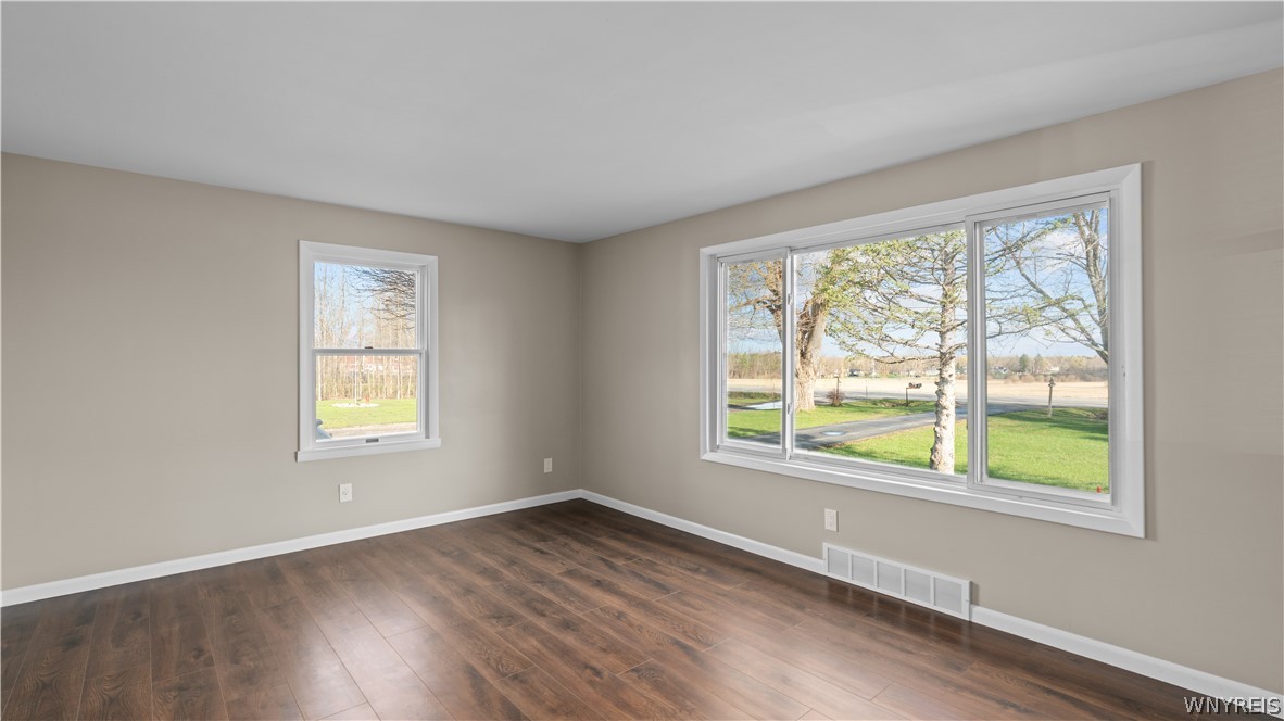 6700 Clinton Street Elma, NY 14059 - Photo 10 of 32