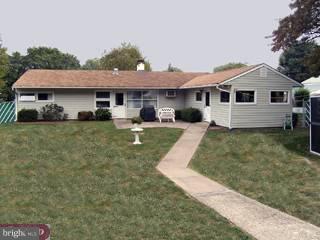 104 Idlewild Road Levittown, PA 19057 - Photo 4 of 6 Gallery Image 4