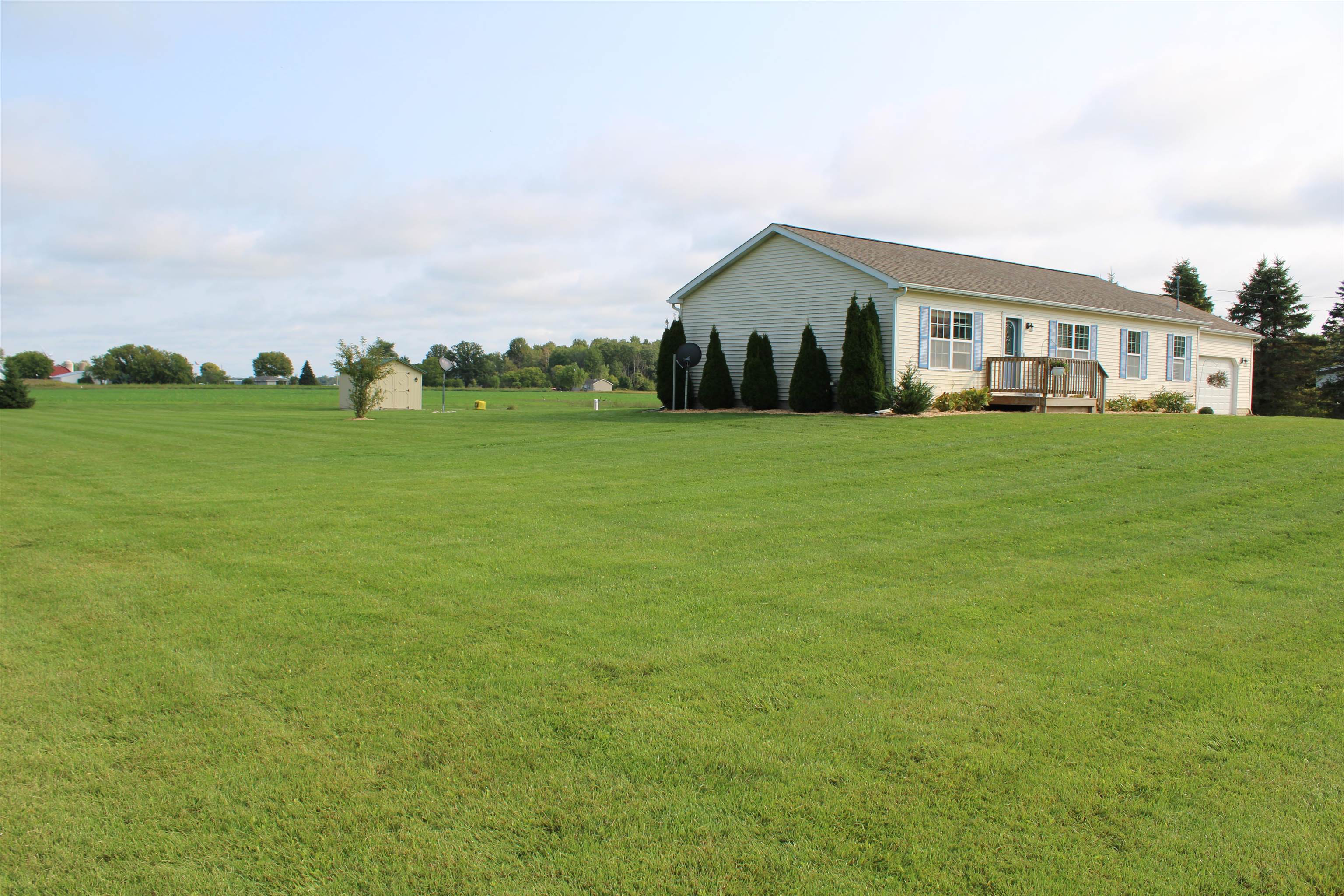 5845 East Baseline Road Mount Pleasant, MI 48858 - Photo 3 of 29