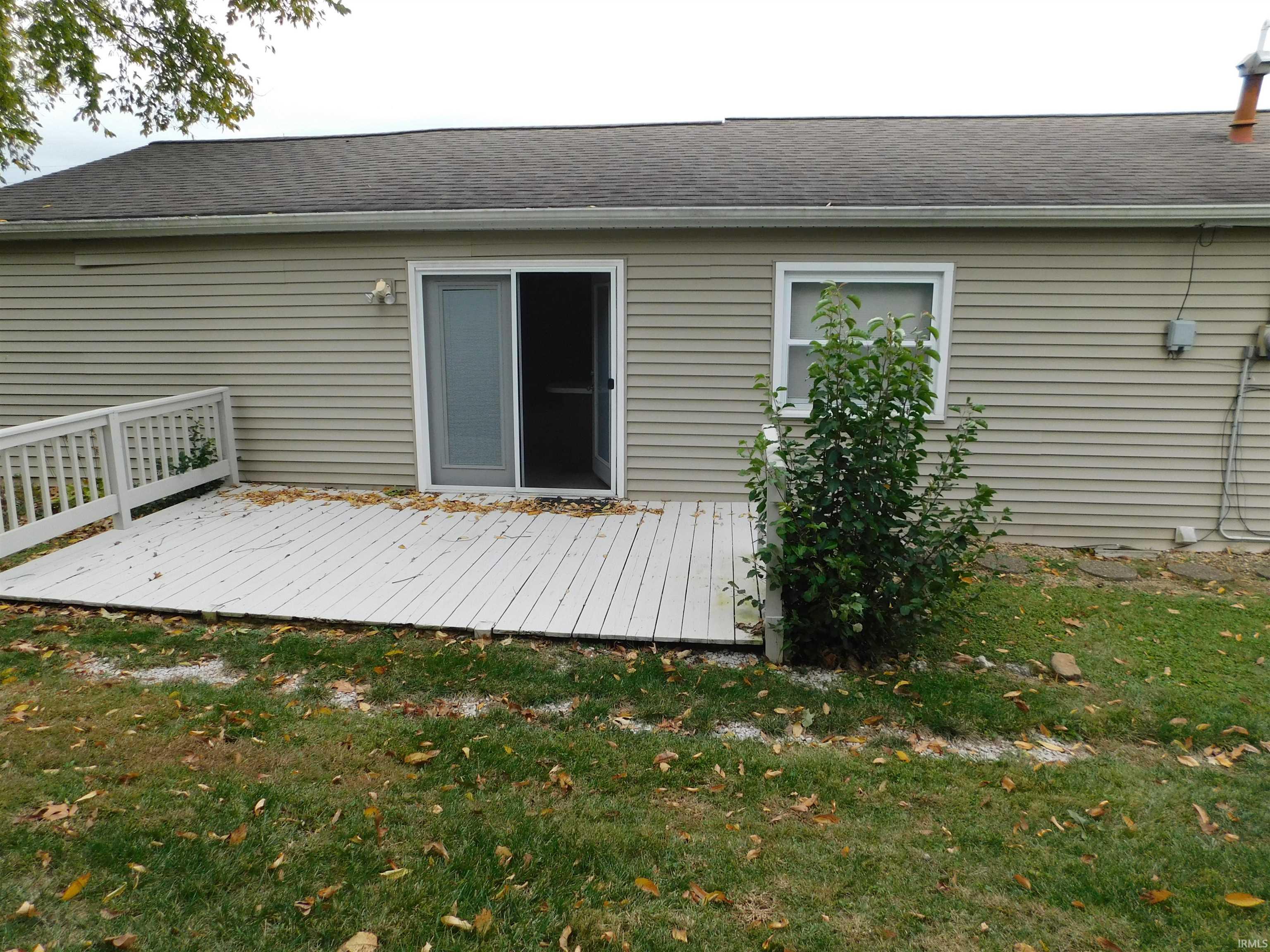 1801 Central Avenue Bedford, IN 47421 - Photo 2 of 16