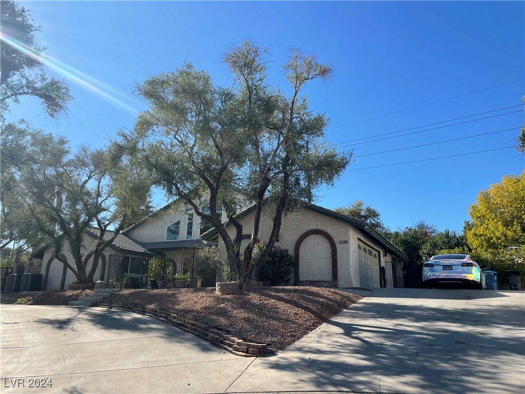 3285 South Lindell Road Las Vegas, NV 89146 - Photo 1 of 1 Gallery Image 1