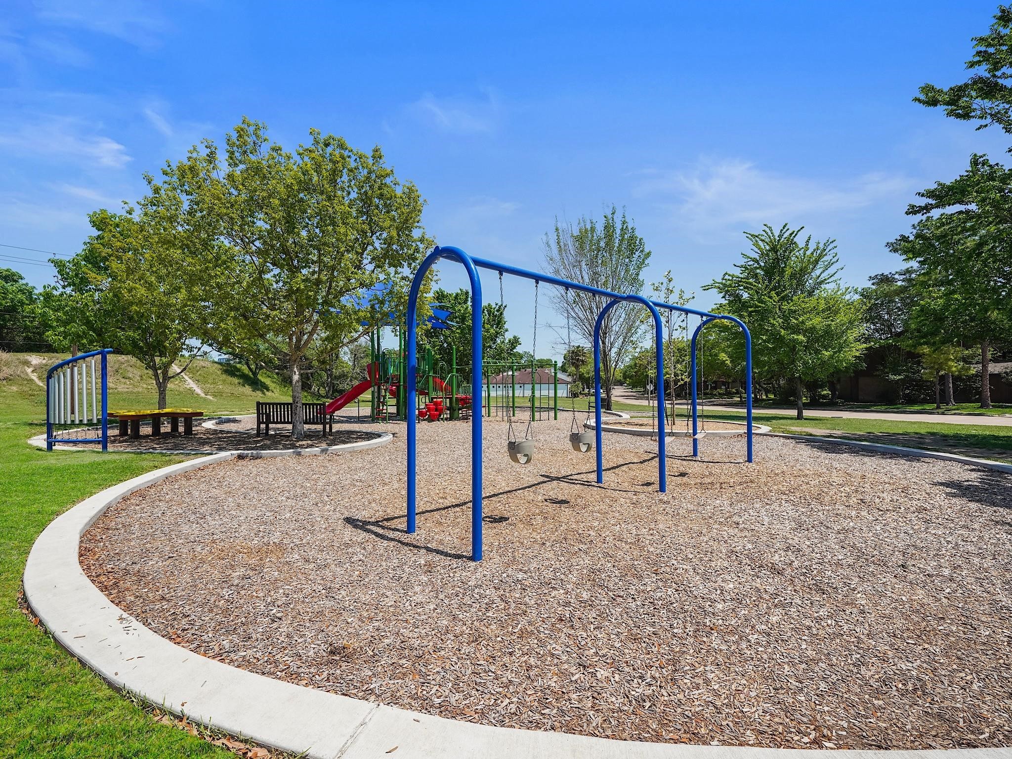 910 Enclave Parkway Houston, TX 77077 - Photo 41 of 42 Playground.