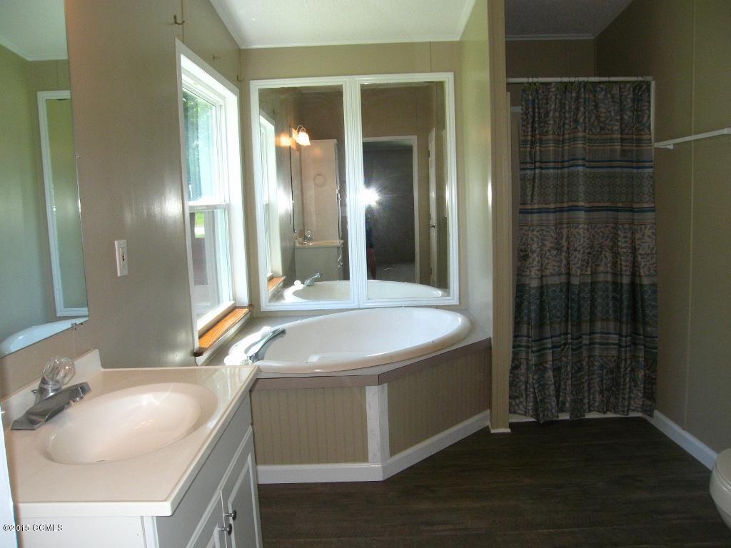 931 Old Winberry Road Newport, NC 28570 - Photo 10 of 19 IMG_2662 (1024x768)