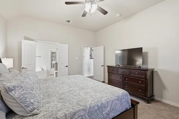 $478,900 | 1029 Albany Drive, Fort Worth, TX 76131