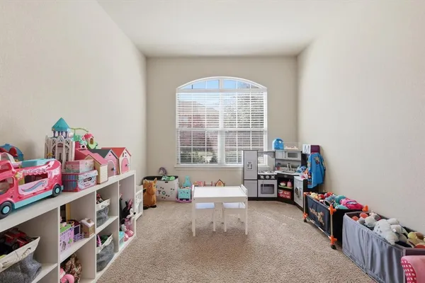 $478,900 | 1029 Albany Drive, Fort Worth, TX 76131
