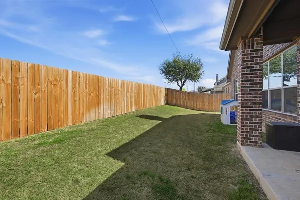 $478,900 | 1029 Albany Drive, Fort Worth, TX 76131