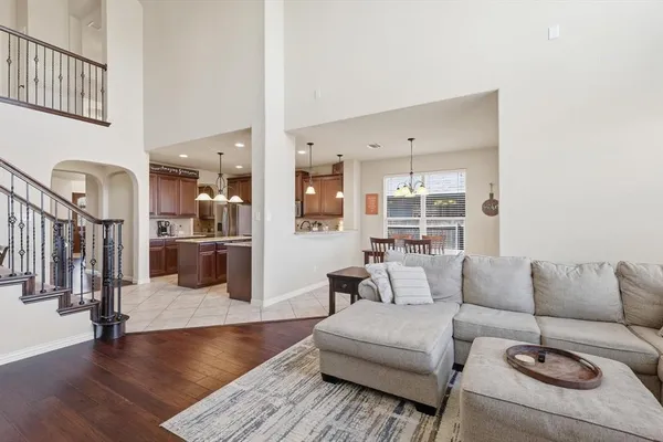 $478,900 | 1029 Albany Drive, Fort Worth, TX 76131