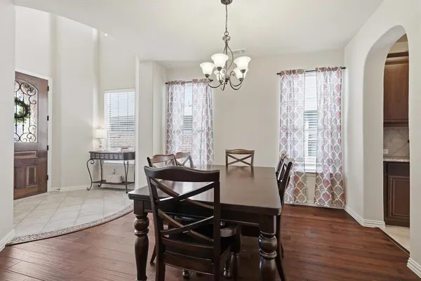 $478,900 | 1029 Albany Drive, Fort Worth, TX 76131