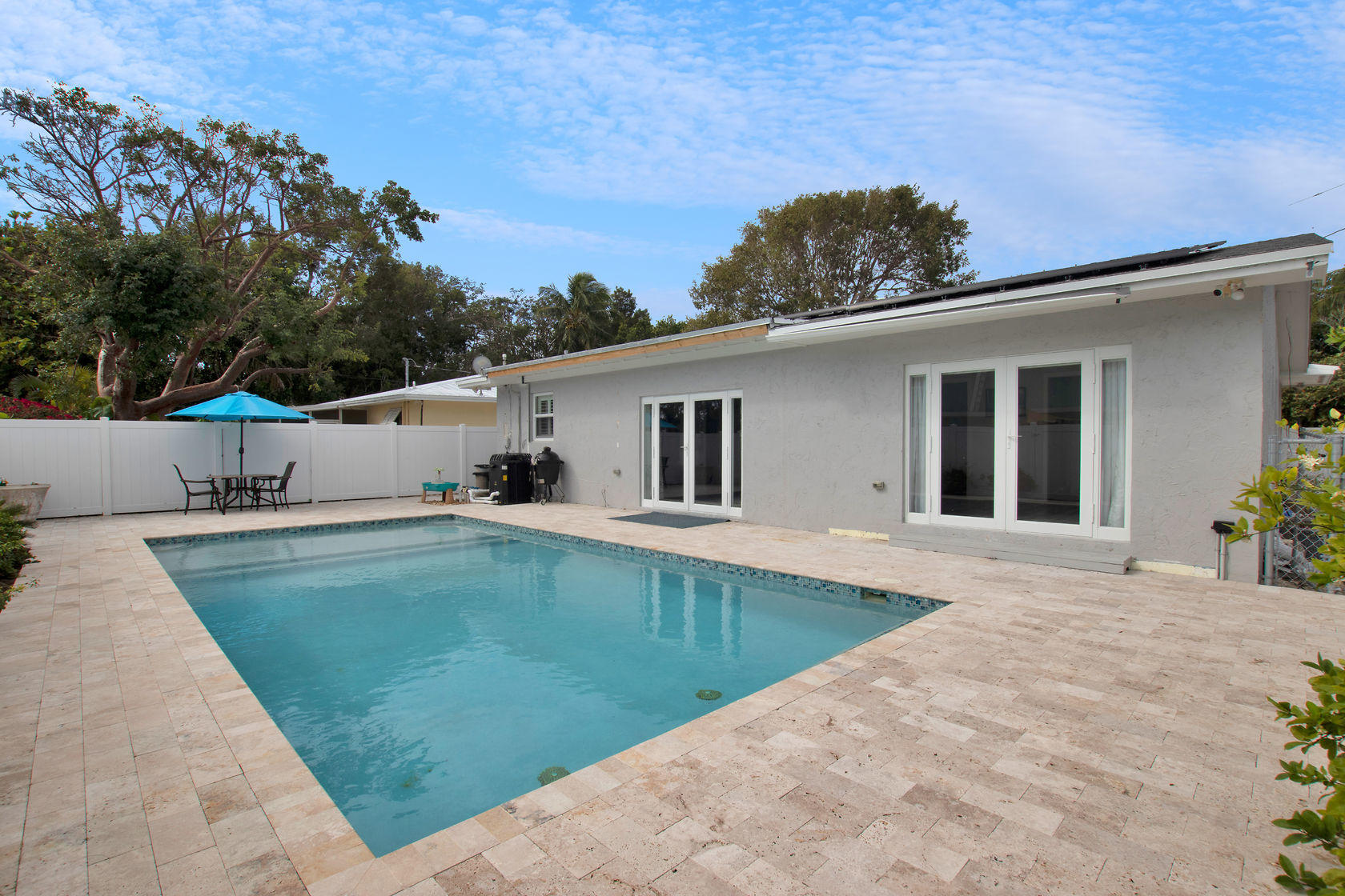 Pool with heater and chiller