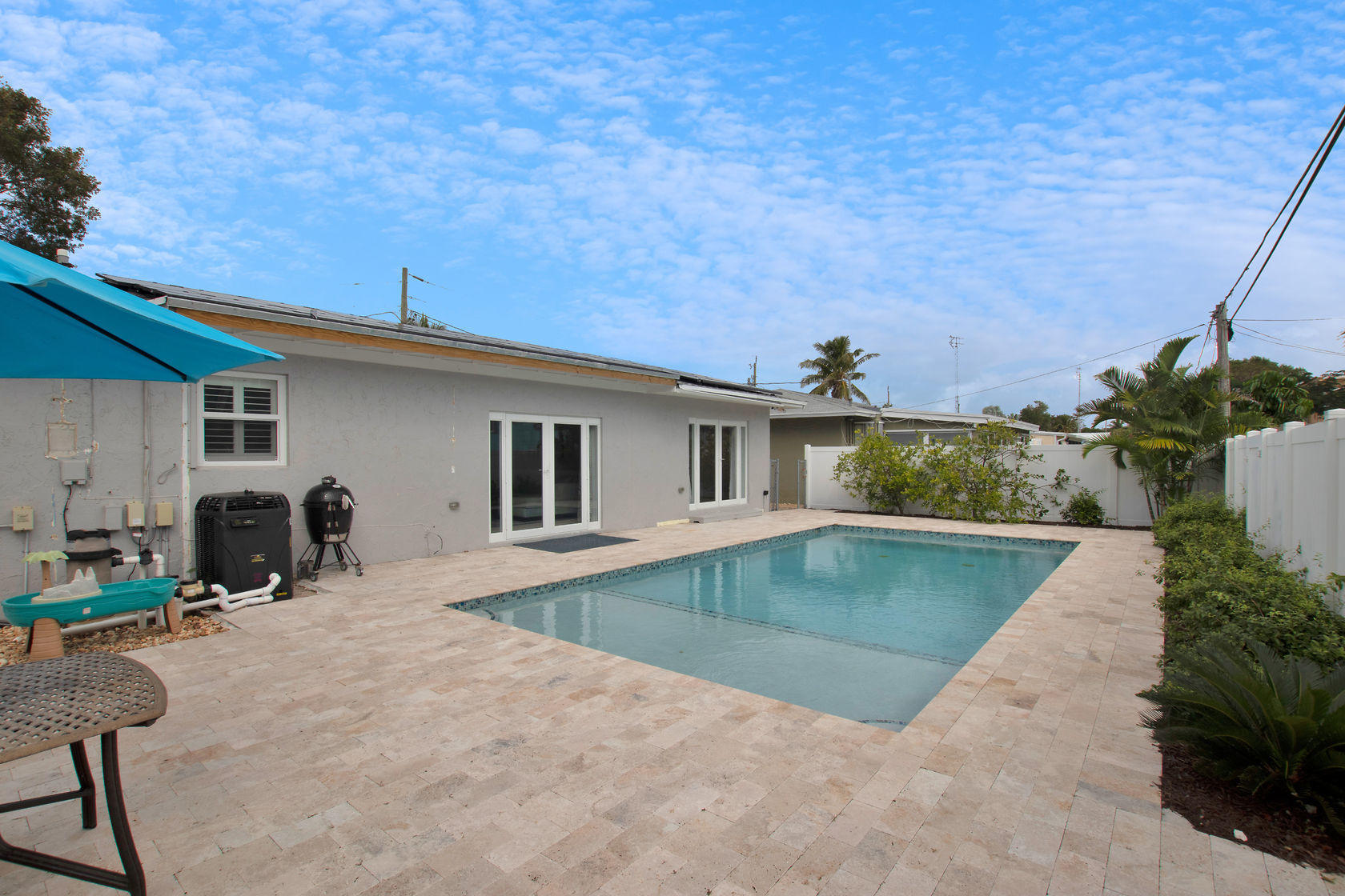 302 2nd Key Key Largo, FL 33037 - Photo 3 of 38 Pool 2