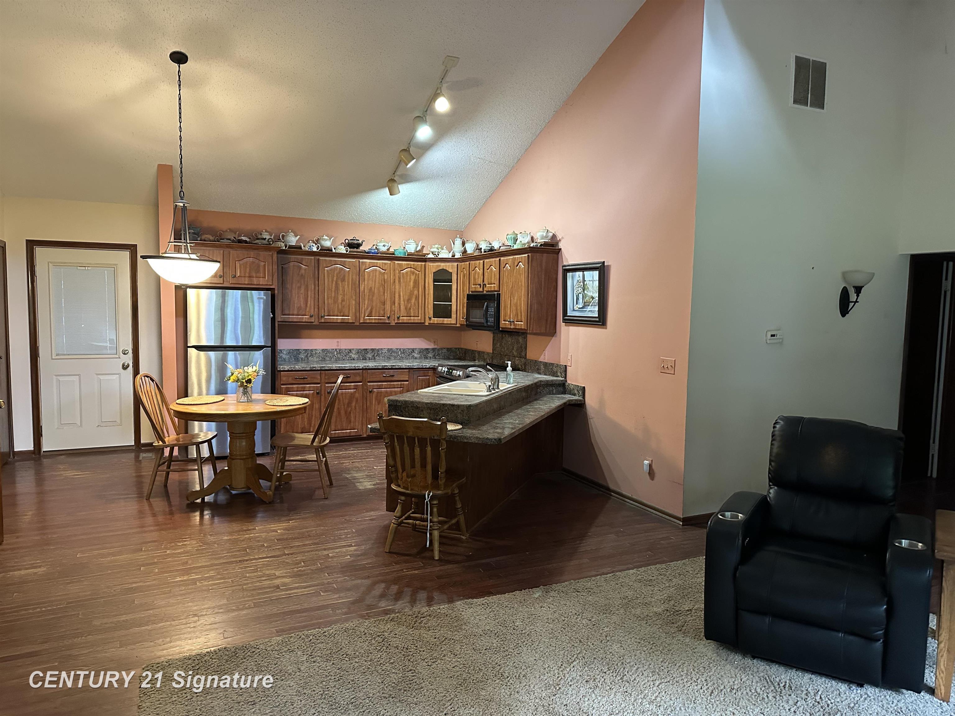 7320 Gillette Road Flushing, MI 48433 - Photo 8 of 41