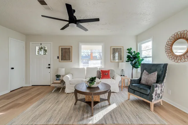 $240,000 | 3610 30th Street, Lubbock, TX 79410