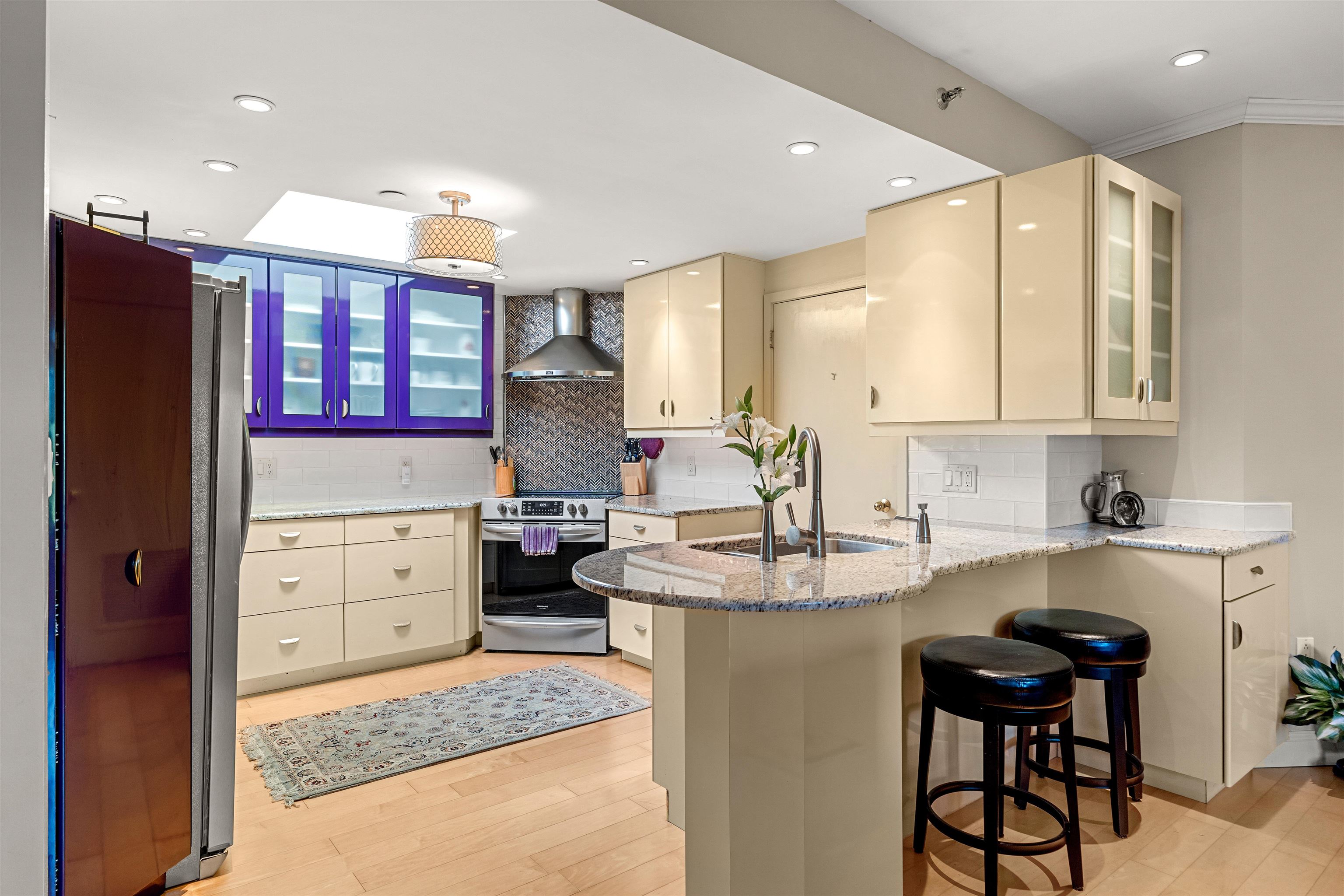 300 River Road, Unit 508/608 Manchester, NH 03104 - Photo 4 of 41