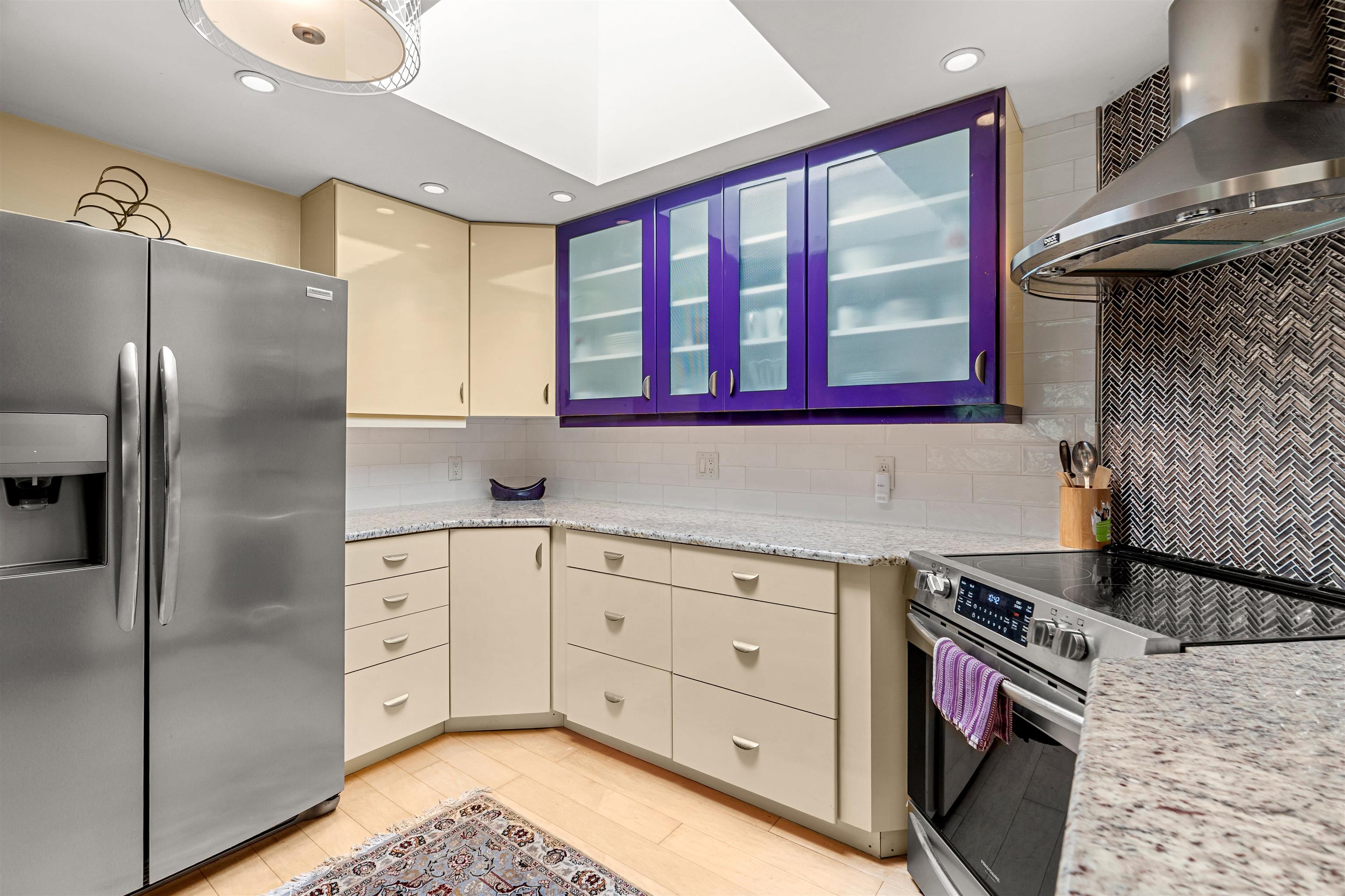 300 River Road, Unit 508/608 Manchester, NH 03104 - Photo 7 of 41