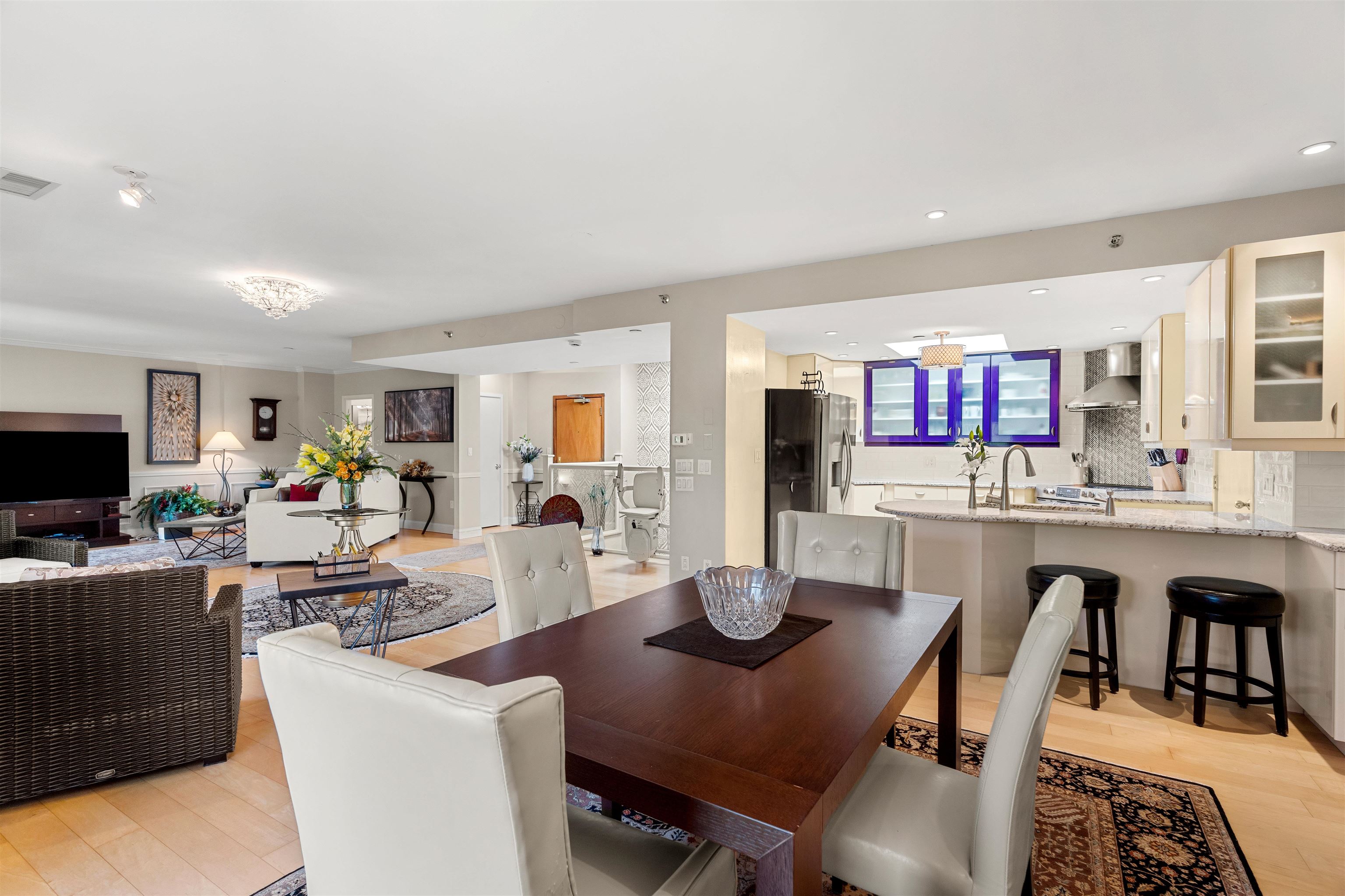 300 River Road, Unit 508/608 Manchester, NH 03104 - Photo 8 of 41