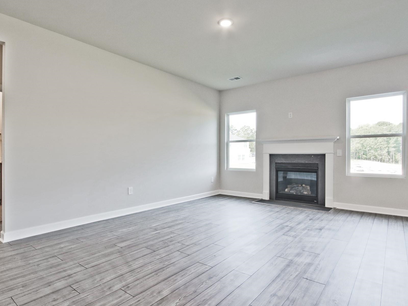 136 Layken Drive Fountain Inn, SC 29644 - Photo 8 of 34