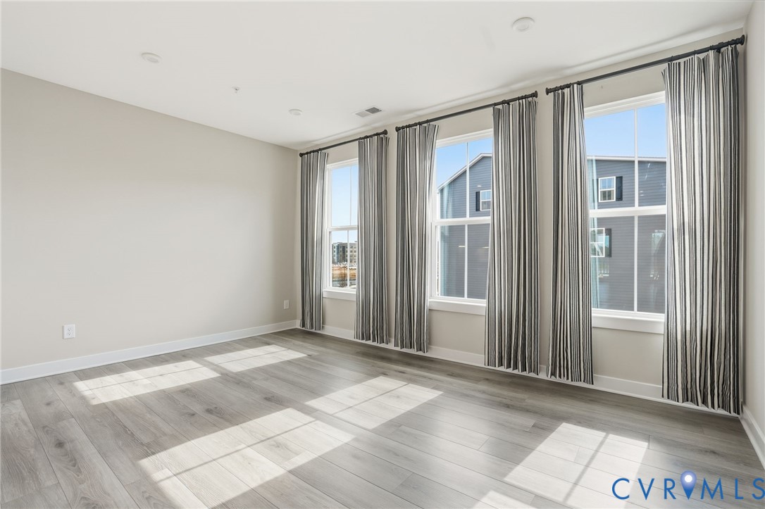 12006 Calgary Loop Chester, VA 23831 - Photo 16 of 52