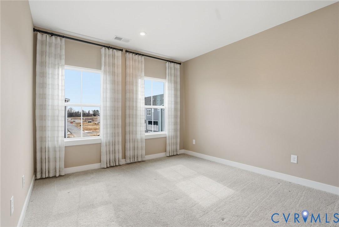 12006 Calgary Loop Chester, VA 23831 - Photo 33 of 52