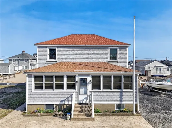 $1,050,000 | 25 11th Road, Marshfield, MA 02050