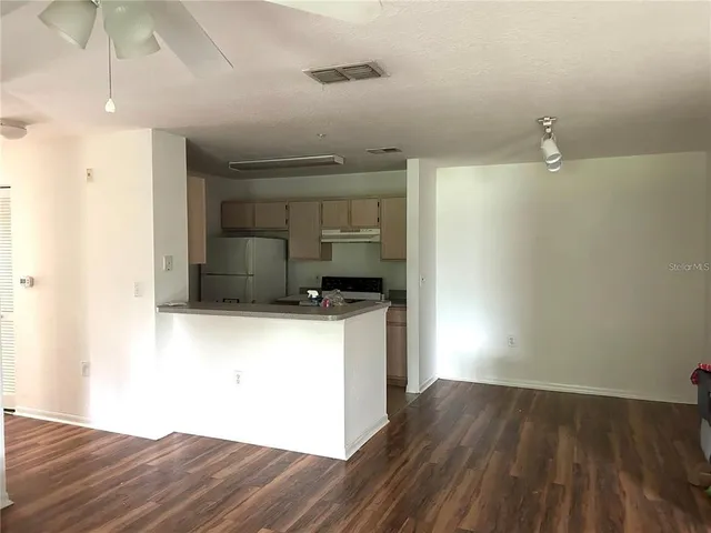 $1,800 | 7417 Vista Way, Unit 105, Lakewood Ranch, FL 34202