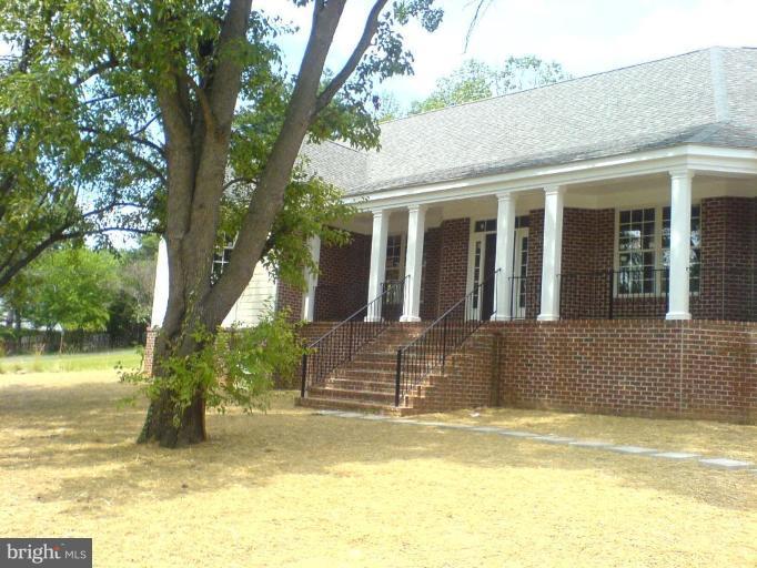 6522 Elmdale Road Alexandria, VA 22312 - Photo 17 of 21 Exterior #4