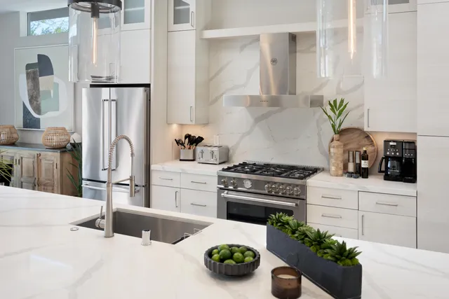 $4,000 | 52085 Avenida Cortez, La Quinta, CA 92253