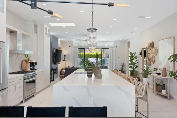 $4,500 | 52085 Avenida Cortez, La Quinta, CA 92253