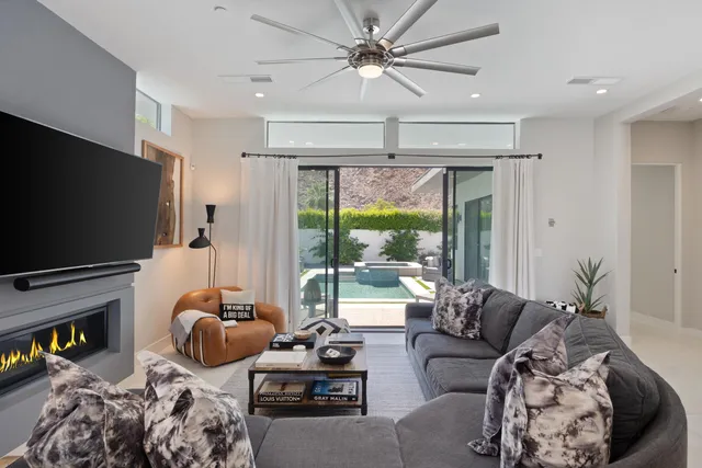 $4,000 | 52085 Avenida Cortez, La Quinta, CA 92253