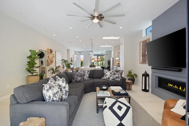 $4,000 | 52085 Avenida Cortez, La Quinta, CA 92253