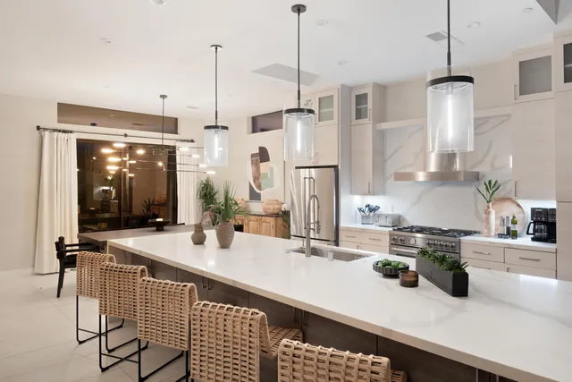 $4,000 | 52085 Avenida Cortez, La Quinta, CA 92253