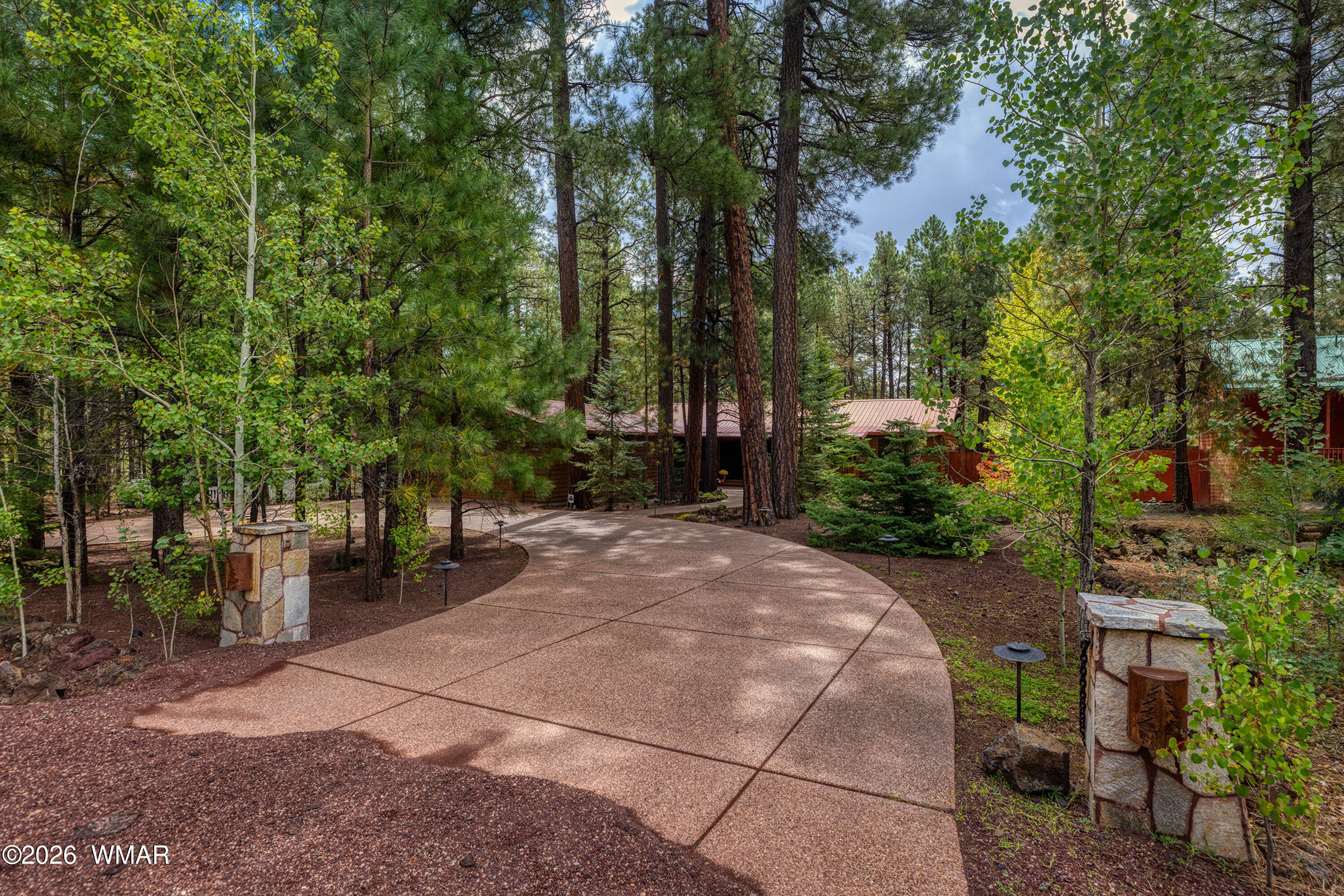5155 Buck Springs Road Pinetop, AZ 85935 - Photo 3 of 37 a view of backyard with outdoor space