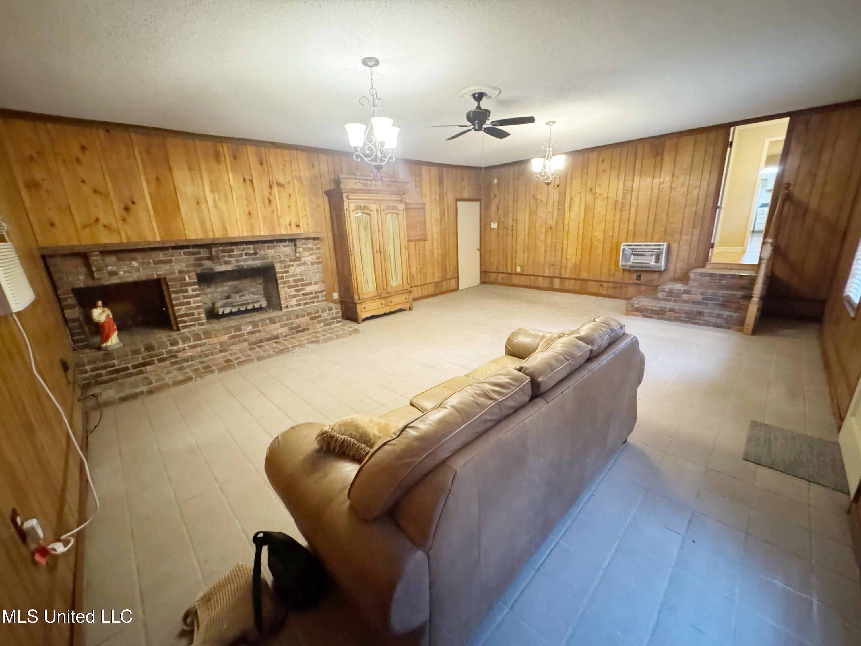 16 Fava Street Alligator, MS 38720 - Photo 6 of 22 IMG_1733