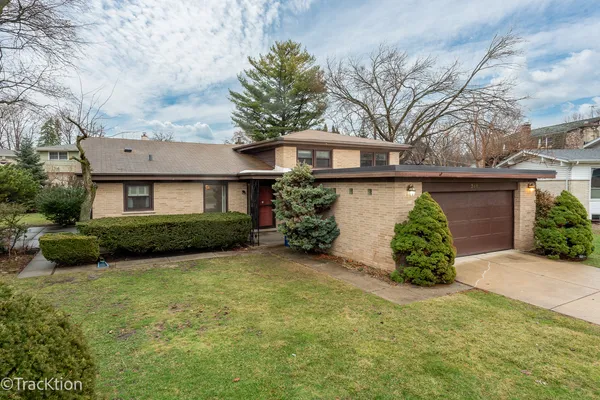 $805,000 | 246 Vista Court, Wilmette, IL 60091