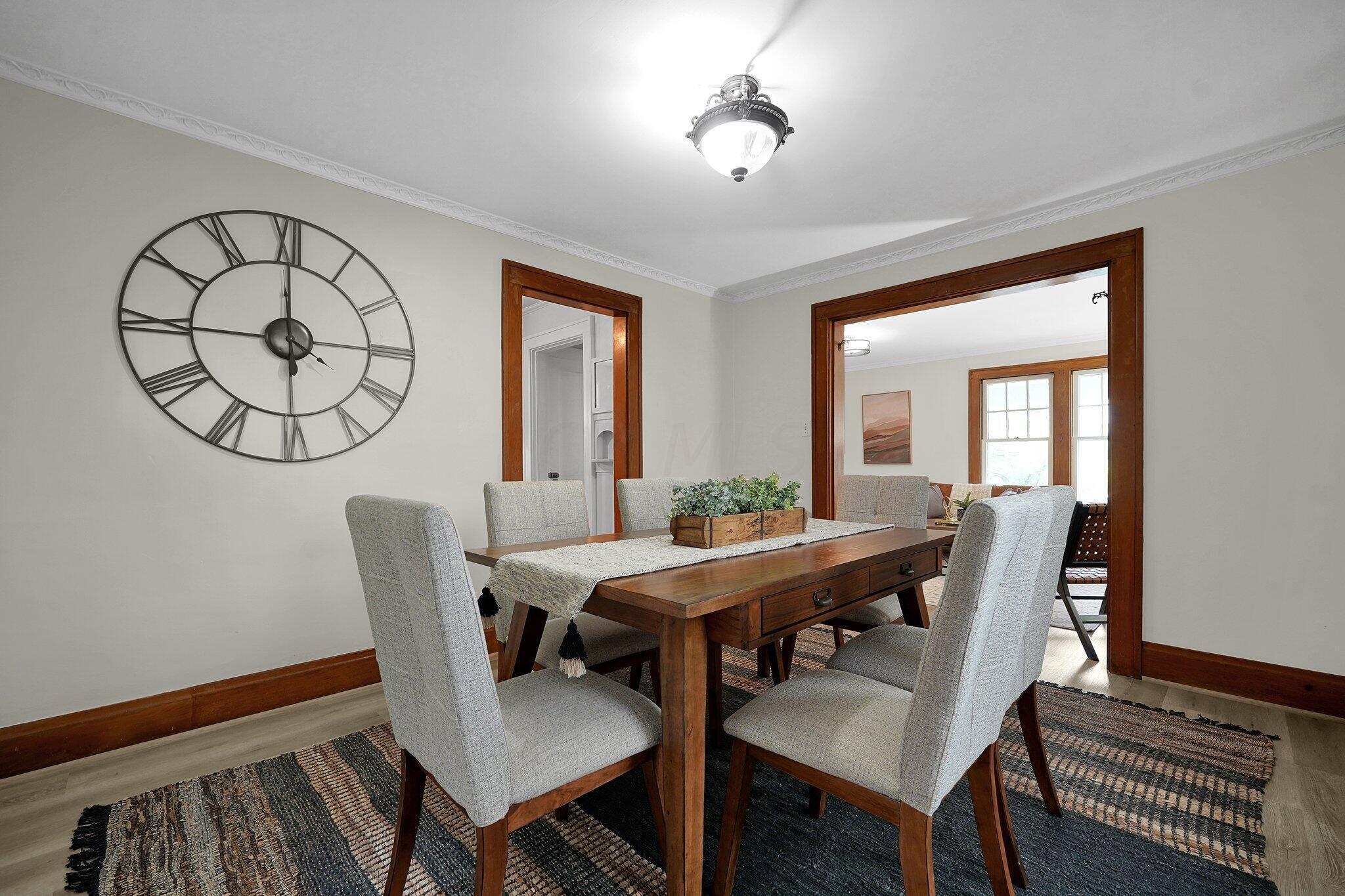 203 East Pacemont Road Columbus, OH 43202 - Photo 12 of 38 14-web-or-mls-203-e-pacemont-rd