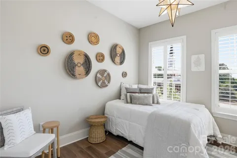 $515,000 | 2990 Selwyn Avenue, Charlotte, NC 28209
