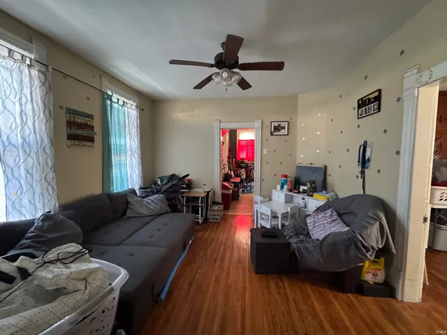 $179,900 | 3201 Dinnen Avenue, Fort Wayne, IN 46807