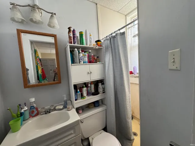 $179,900 | 3201 Dinnen Avenue, Fort Wayne, IN 46807