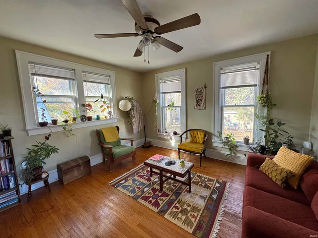 $179,900 | 3201 Dinnen Avenue, Fort Wayne, IN 46807