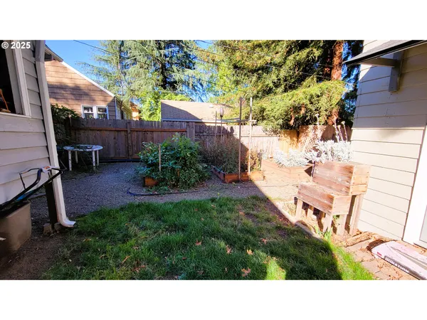 $599,900 | 1445 West 11th Avenue, Eugene, OR 97402