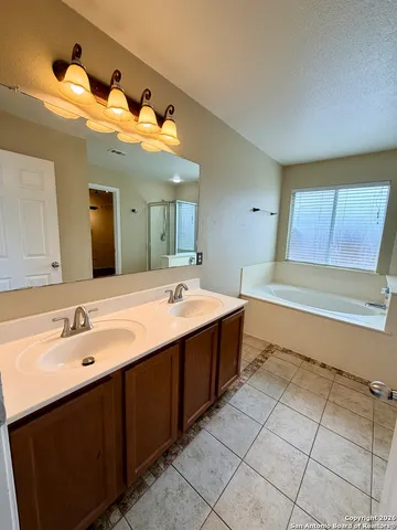 $2,295 | 25526 Gold Yarrow, San Antonio, TX 78260