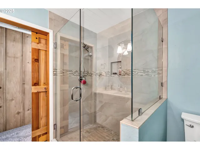 $699,900 | 63645 East Barlow Trail Road, Rhododendron, OR 97049