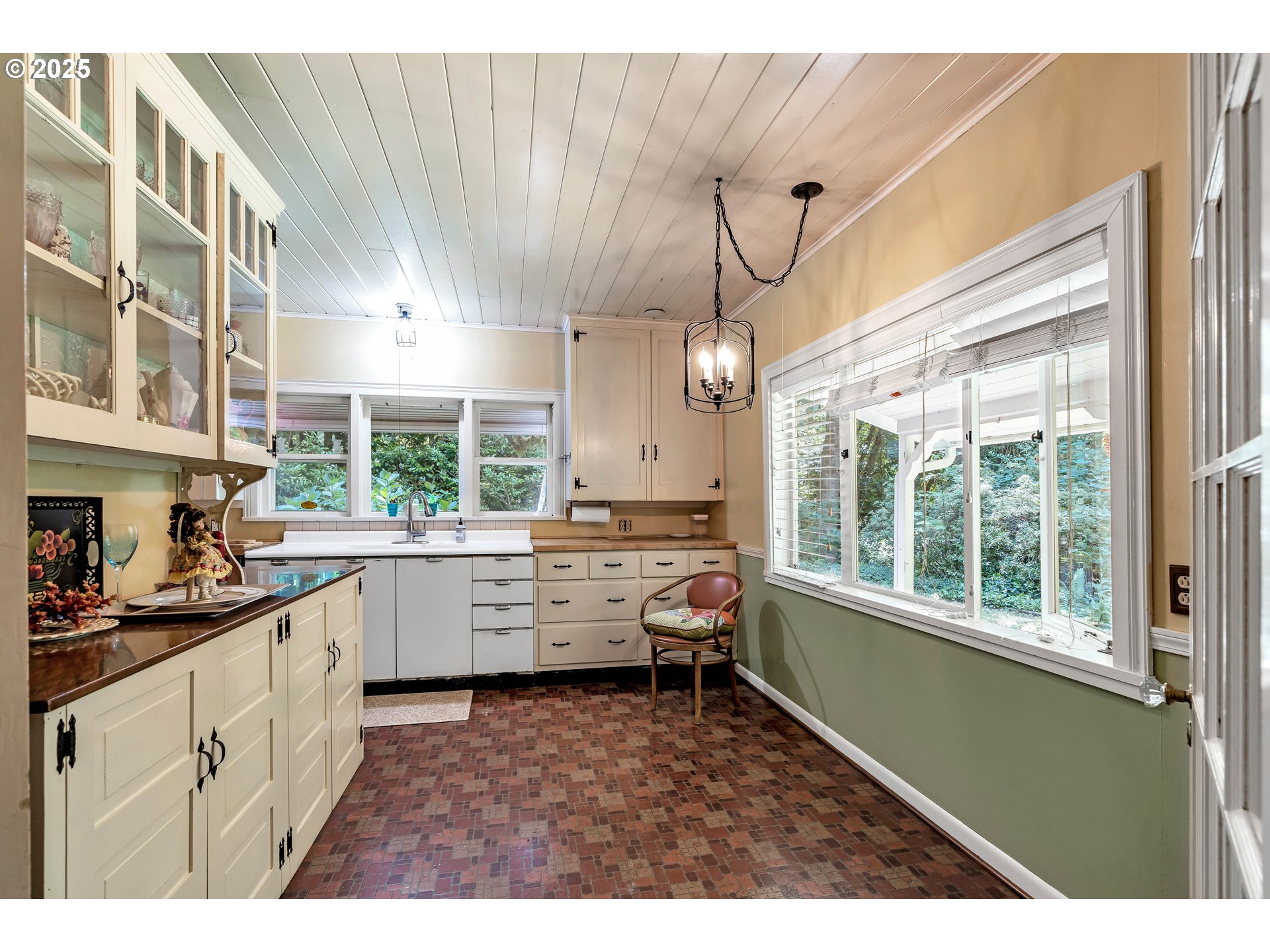 63645 East Barlow Trail Road Rhododendron, OR 97049 - Photo 9 of 48