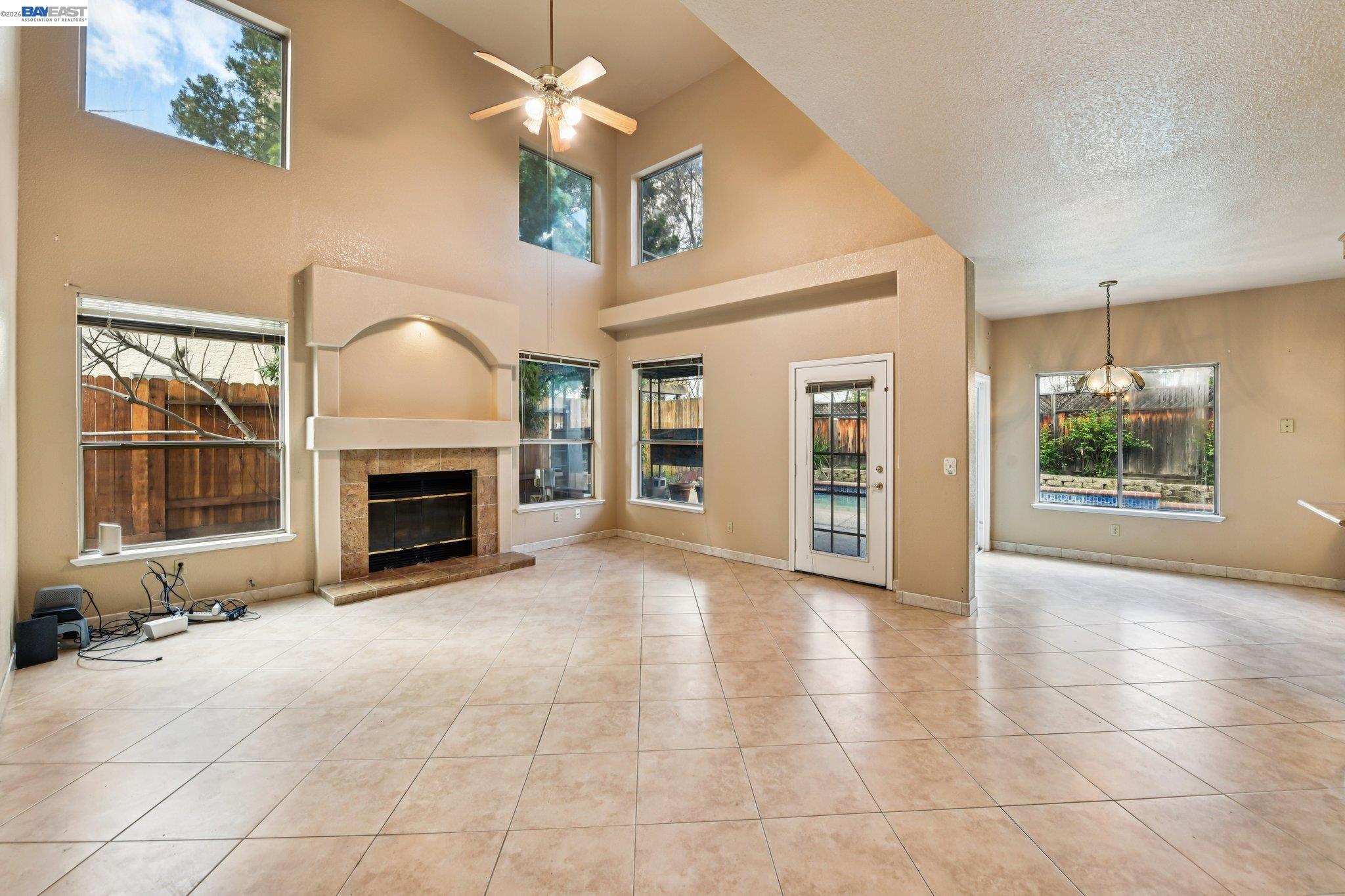 110 Conductor Way Folsom, CA 95630 - Photo 6 of 27