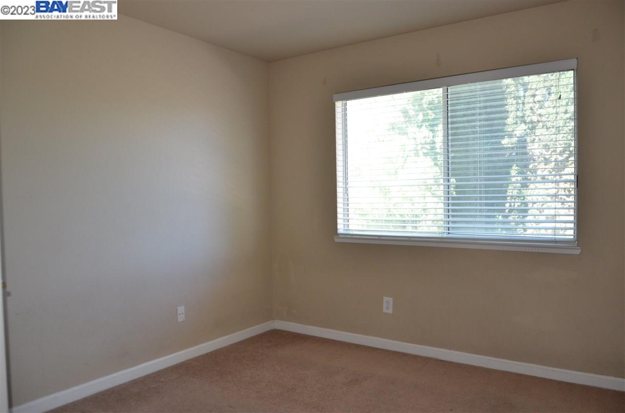 1463 Egret Drive Tracy, CA 95376 - Photo 13 of 19 a small space with a window