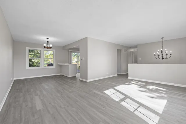 $277,500 | 17700 Springfield Avenue, Country Club Hills, IL 60478