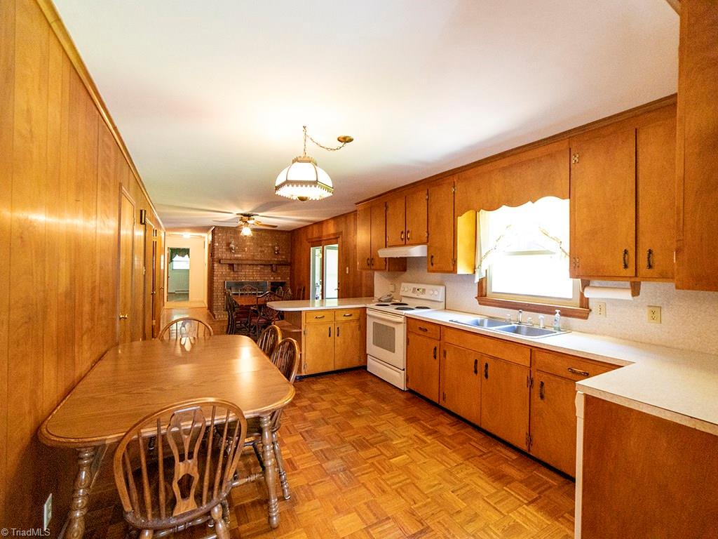 1227 Ritters Lake Road Greensboro, NC 27406 - Photo 15 of 30 Gallery Image 15