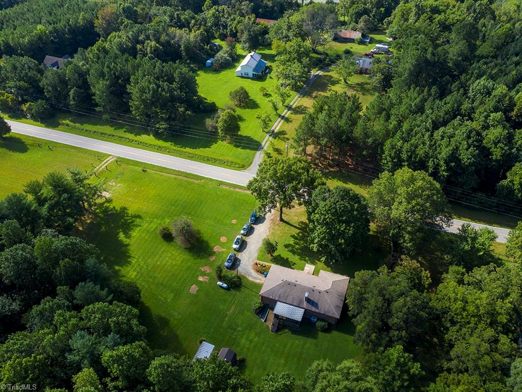 1227 Ritters Lake Road Greensboro, NC 27406 - Photo 28 of 30 Gallery Image 28