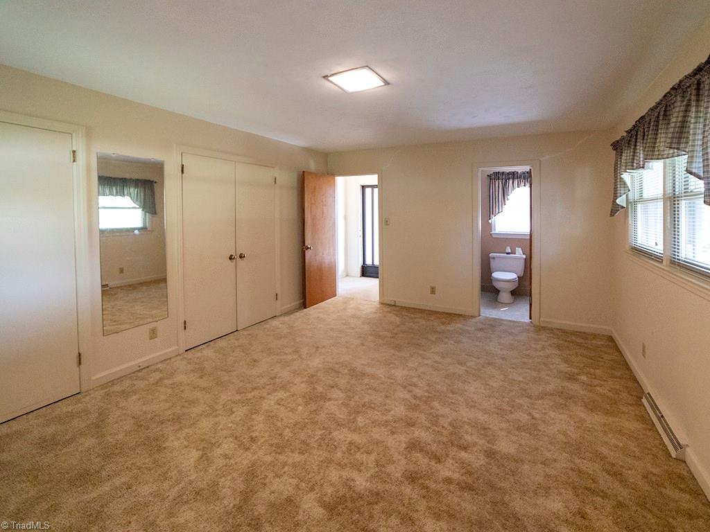 1227 Ritters Lake Road Greensboro, NC 27406 - Photo 4 of 30 Gallery Image 4