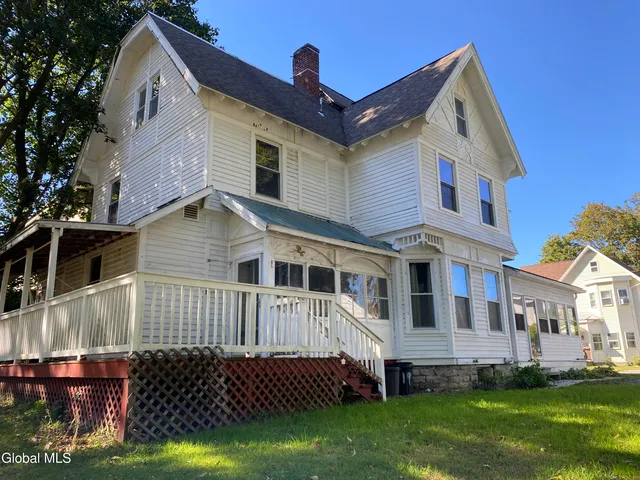 $1,450 | 44 Webster Street, Unit B, Fort Plain, NY 13339